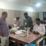 टॉयलेट में बर्तन धोने का वीडियो वायरल, पापा ढाबा का लाइसेंस  निलंबित